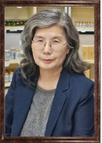Dr. Choi Eun-a